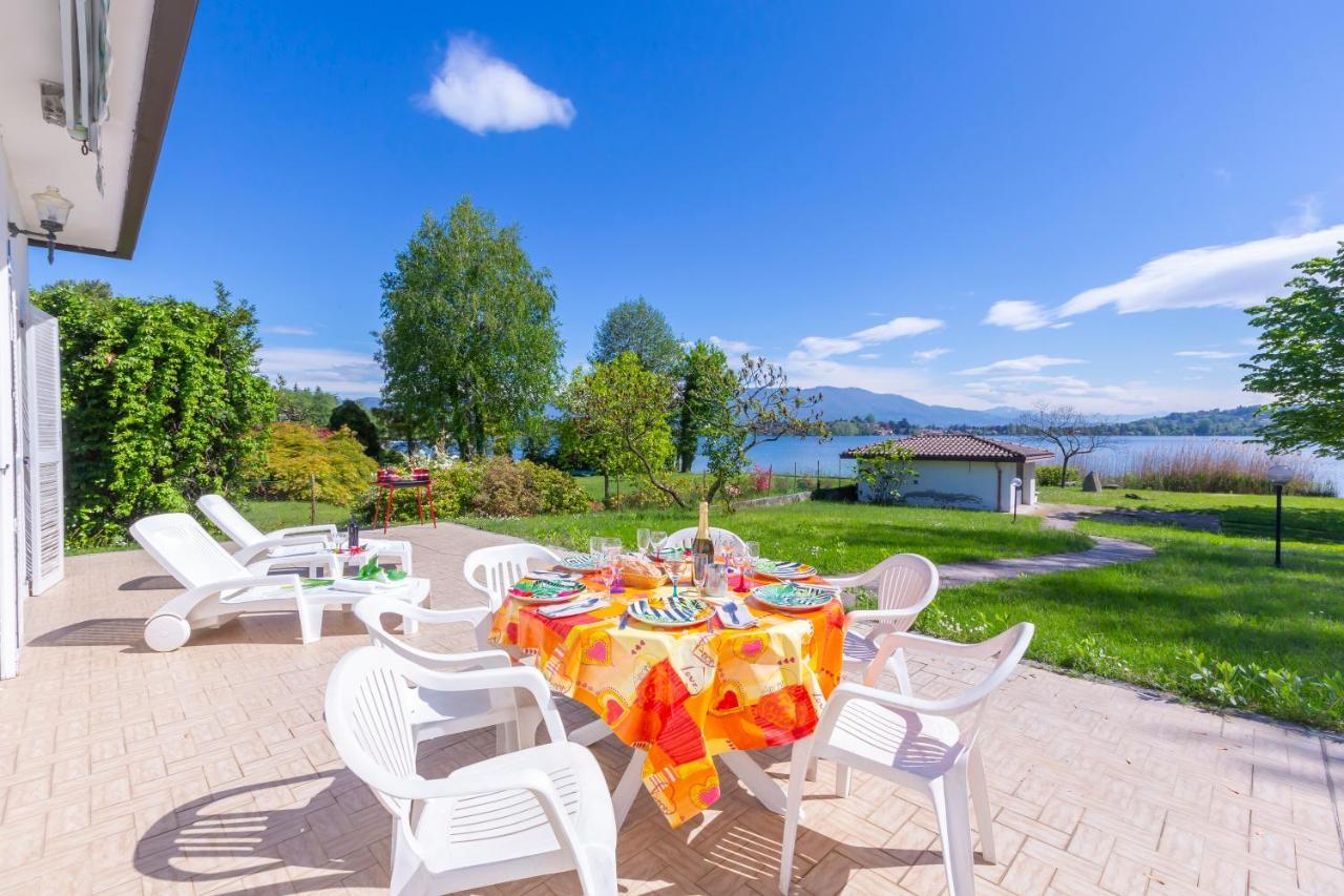 Villa Martine Au Bord Du Lac - Happy Rentals Cadrezzate ภายนอก รูปภาพ