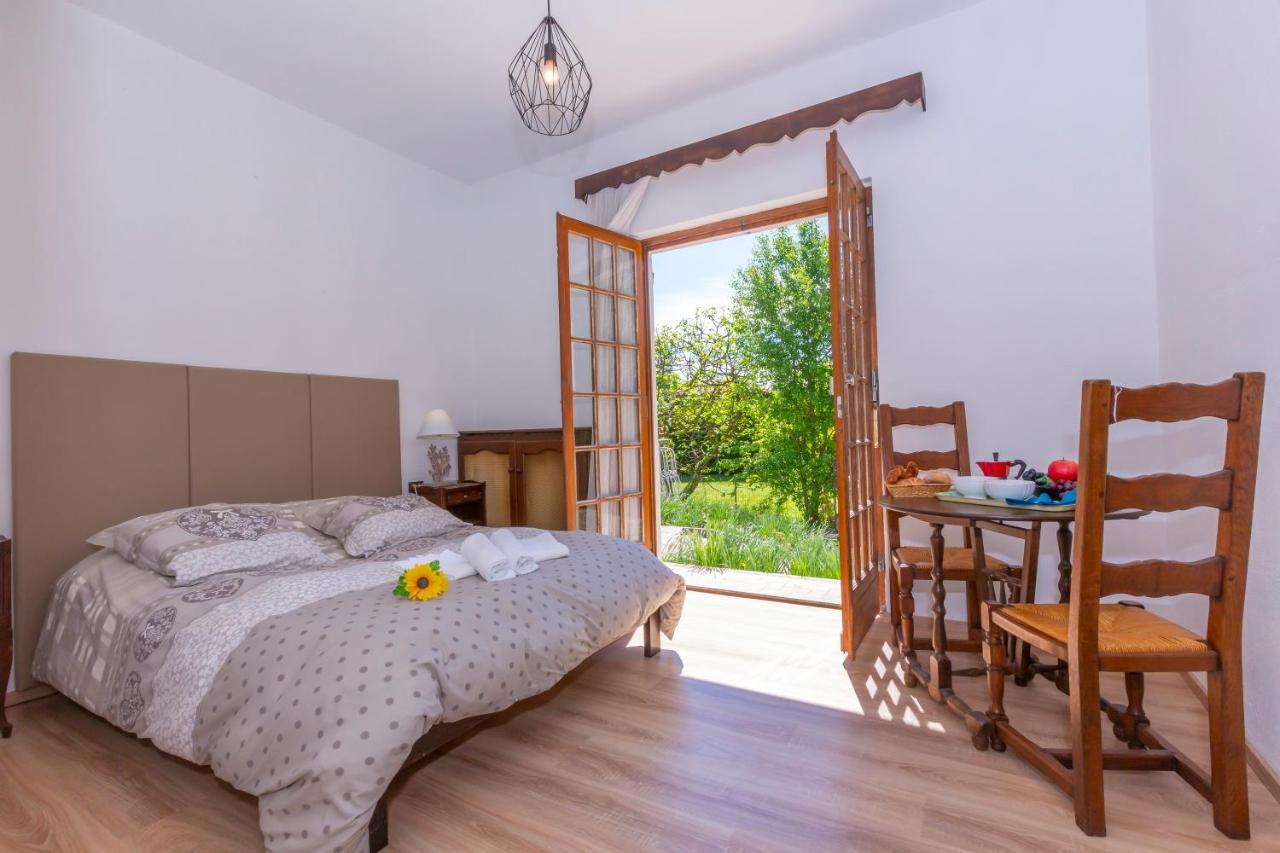 Villa Martine Au Bord Du Lac - Happy Rentals Cadrezzate ภายนอก รูปภาพ